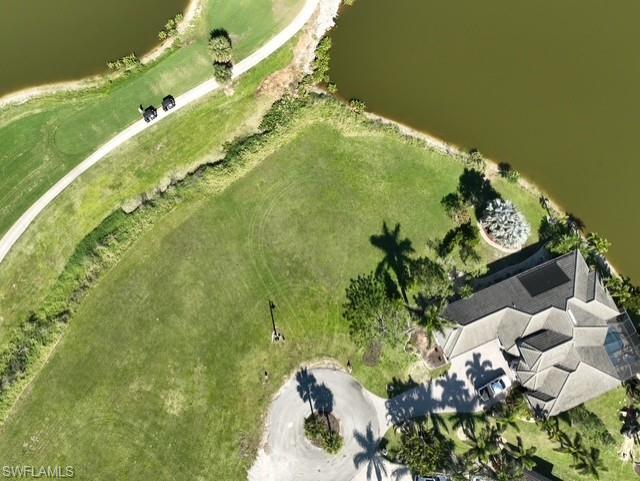 18031 Bluewater Dr Property Photo 3