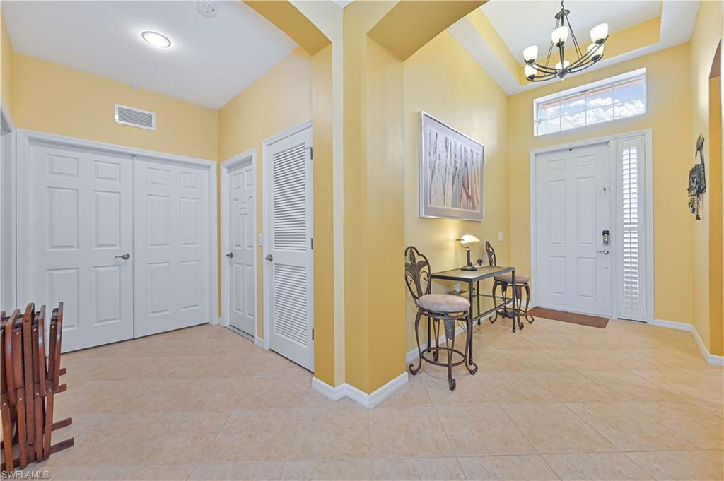 8641 Banyan Bay Blvd Property Photo 11