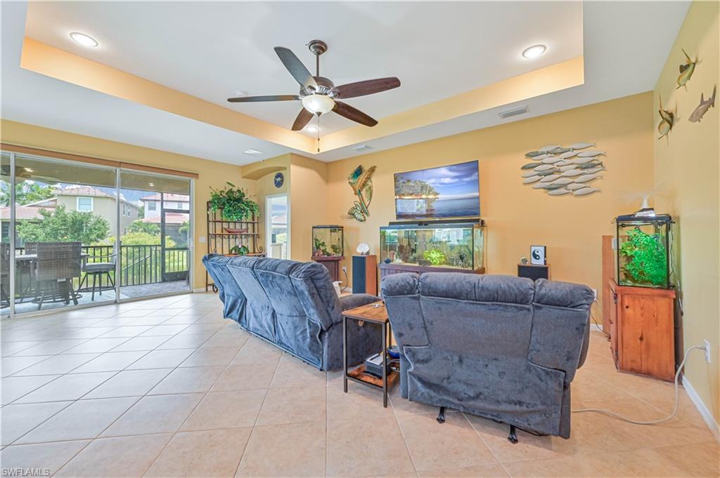 8641 Banyan Bay Blvd Property Photo 12