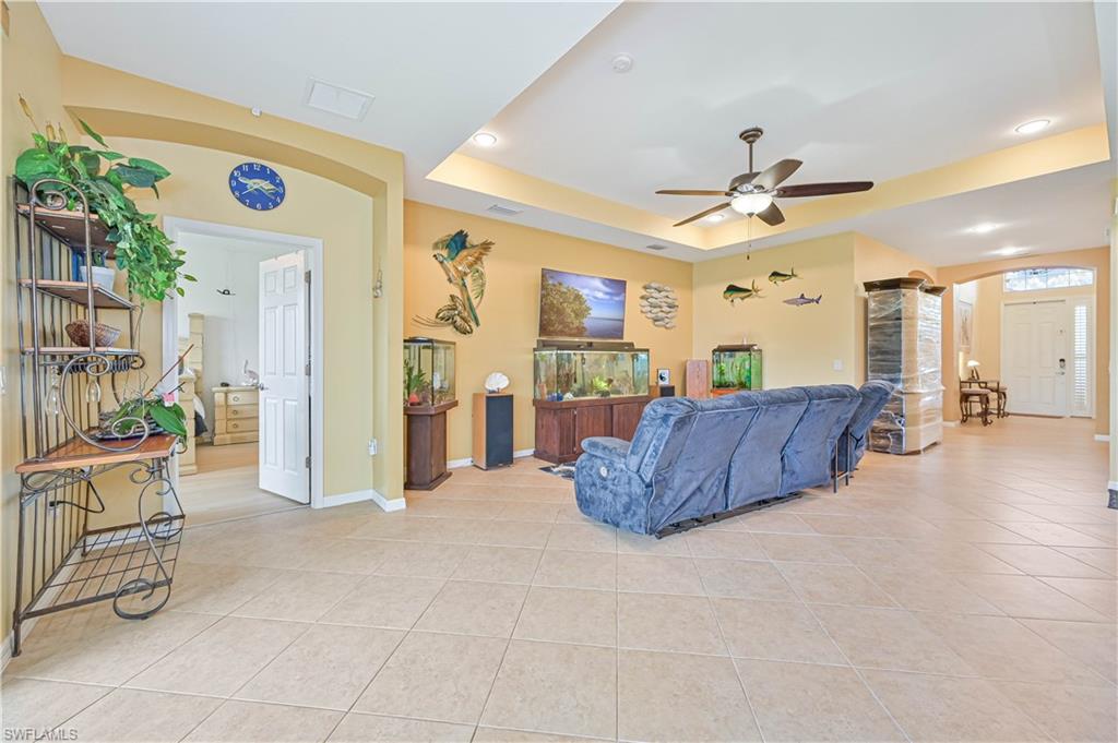 8641 Banyan Bay Blvd Property Photo 15