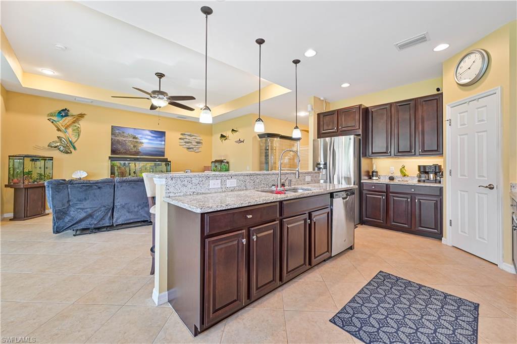8641 Banyan Bay Blvd Property Photo 18