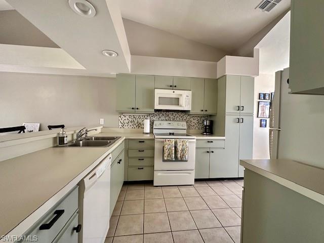 13111 Regent Cir Property Photo 2