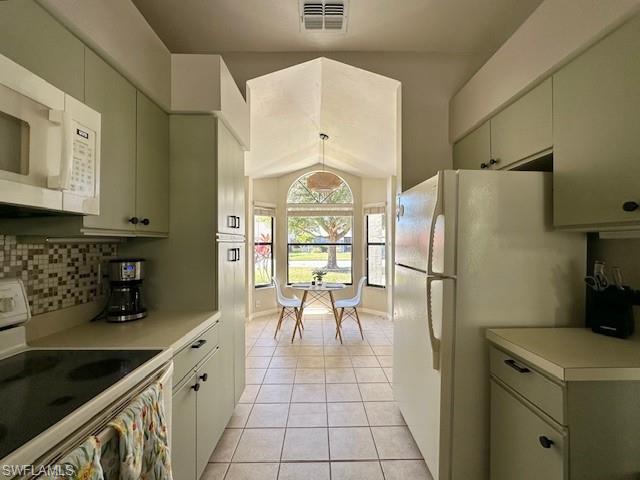 13111 Regent Cir Property Photo 6