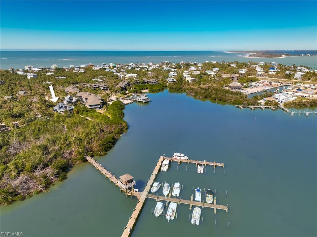 4490 Harbor Bend Dr Property Photo 4