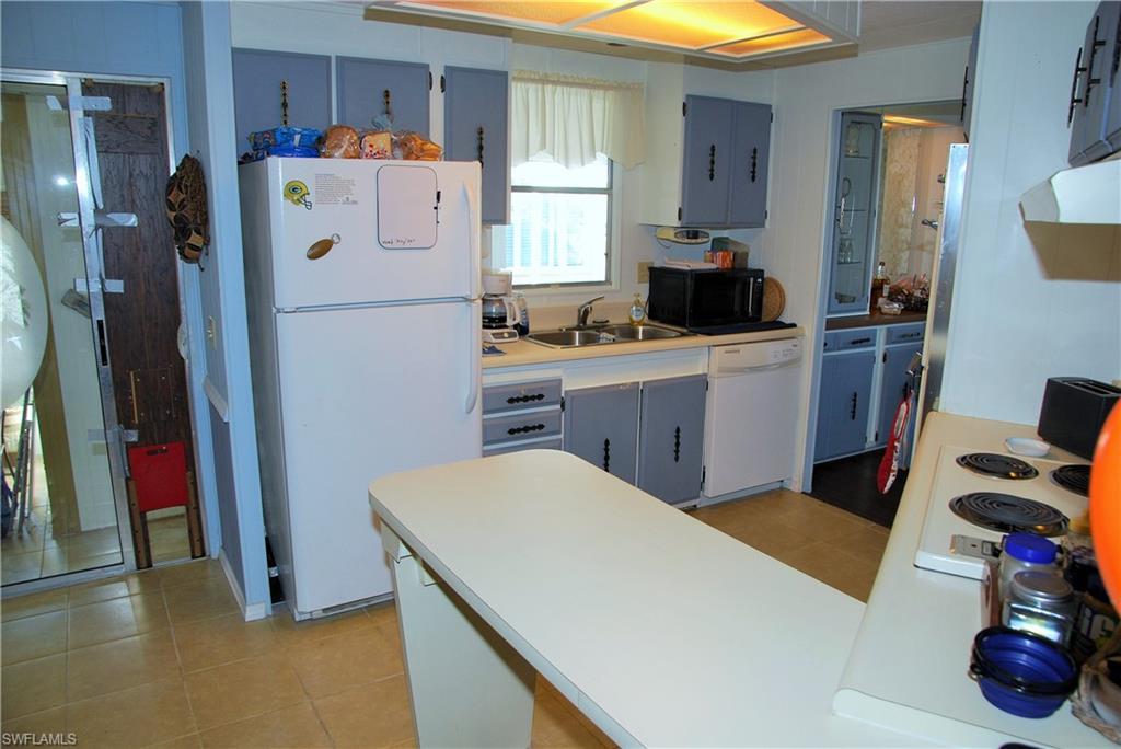 422 Snead Dr Property Photo 30