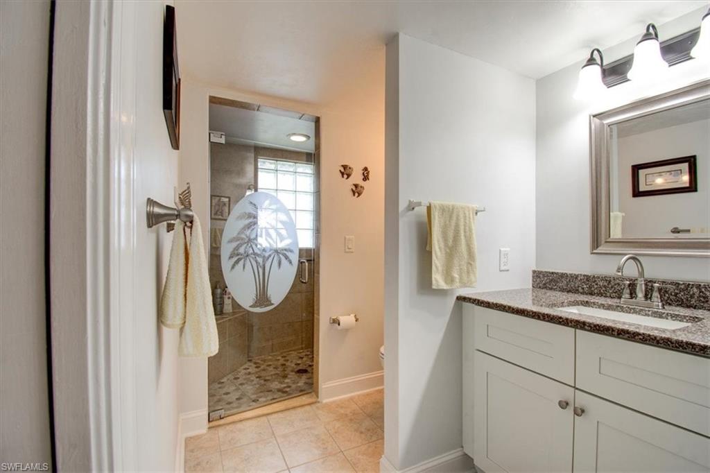 4883 Royal Palm Dr Property Photo 24