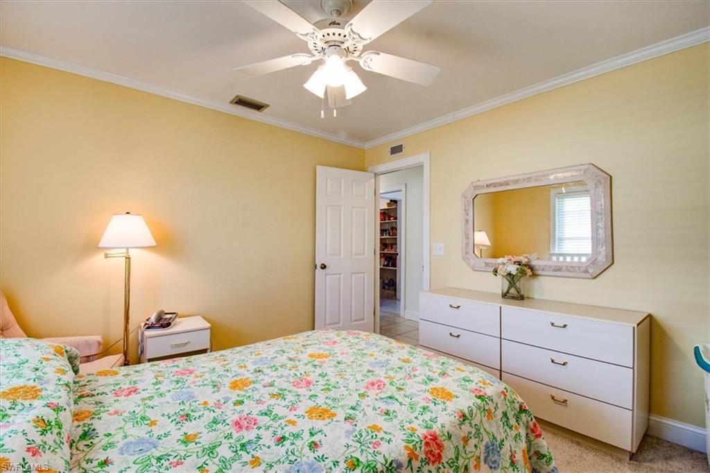 4883 Royal Palm Dr Property Photo 30