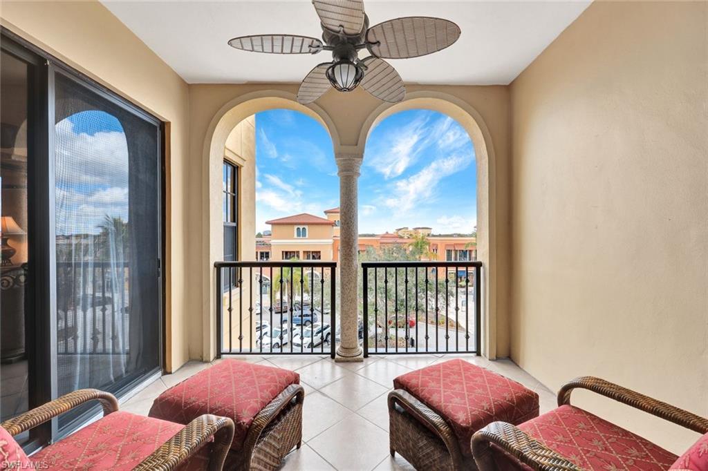 23161 Fashion Dr # 313 Property Photo 13