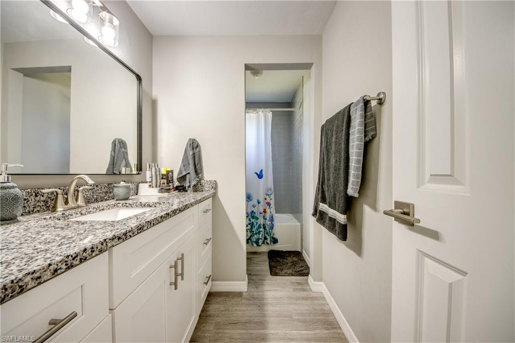 952 Ione Dr Property Photo 11