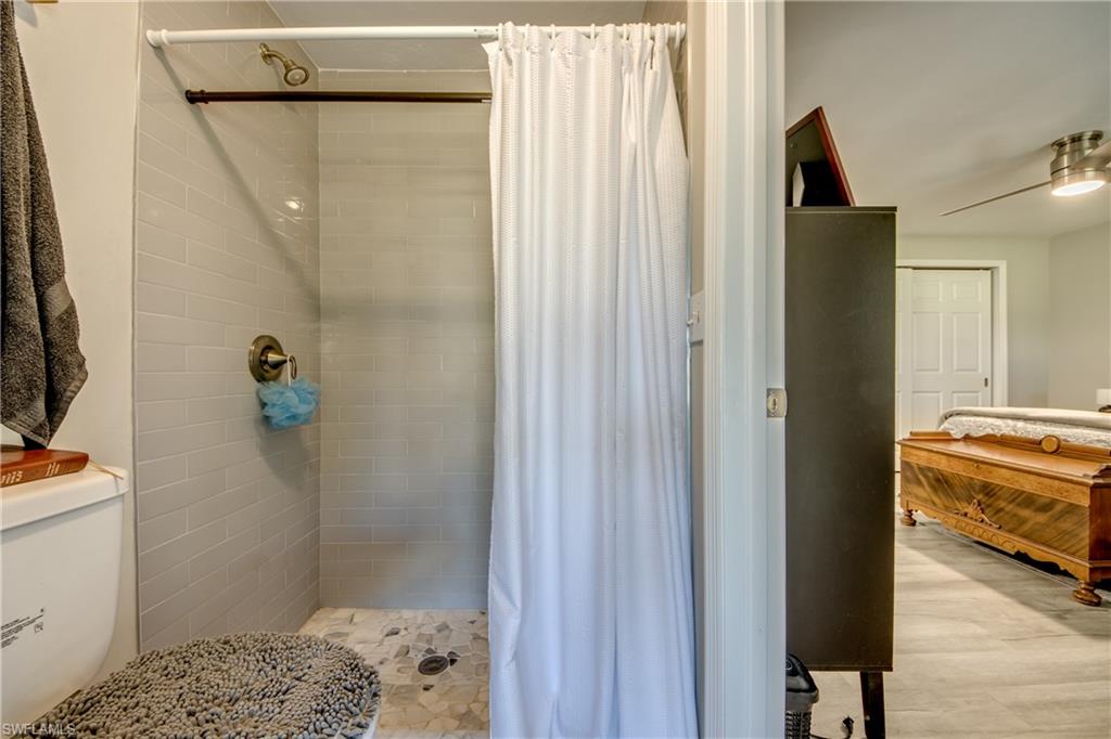 952 Ione Dr Property Photo 25