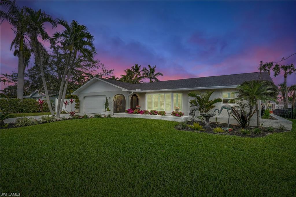 6086 Cocos Dr Property Photo 2