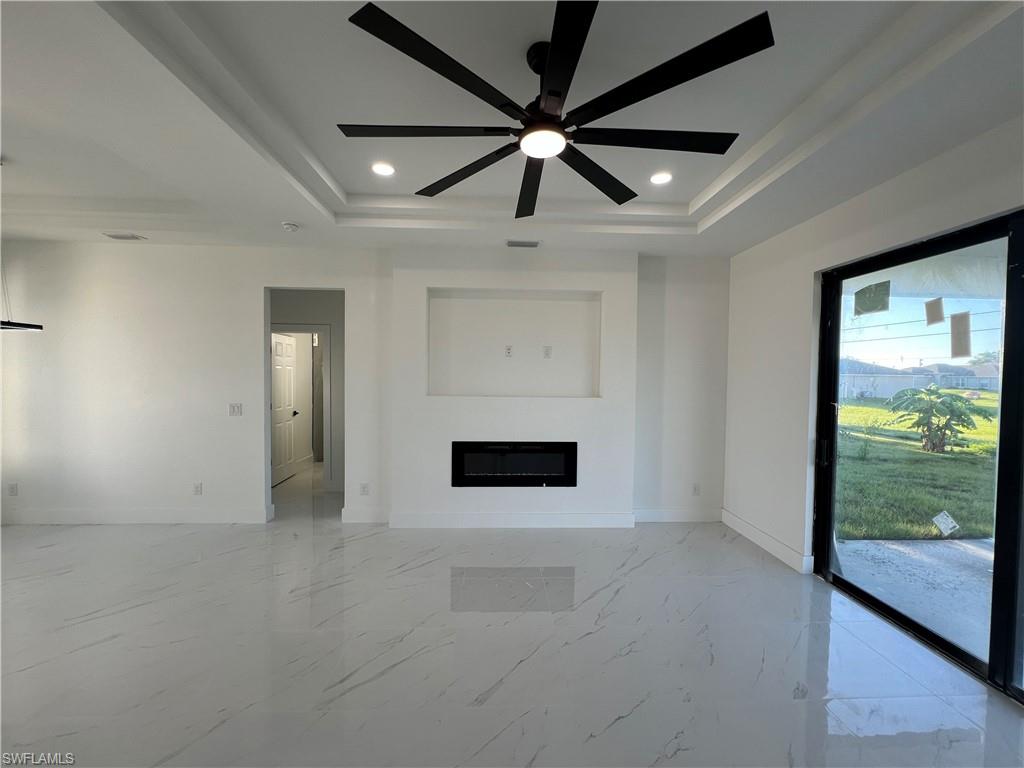 2105 Ne 9th Pl Property Photo 6
