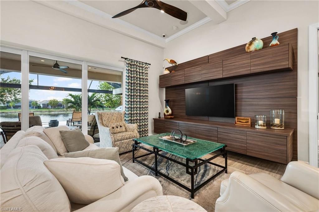 8949 Mustique Ln Property Photo 15