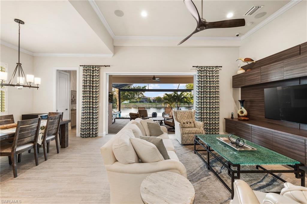 8949 Mustique Ln Property Photo 19