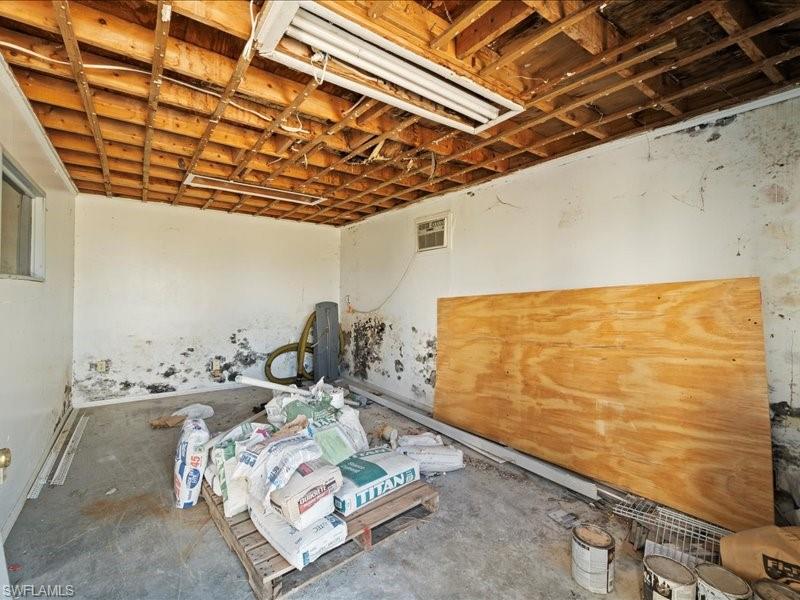 3379 State Road 29 S Property Photo 8
