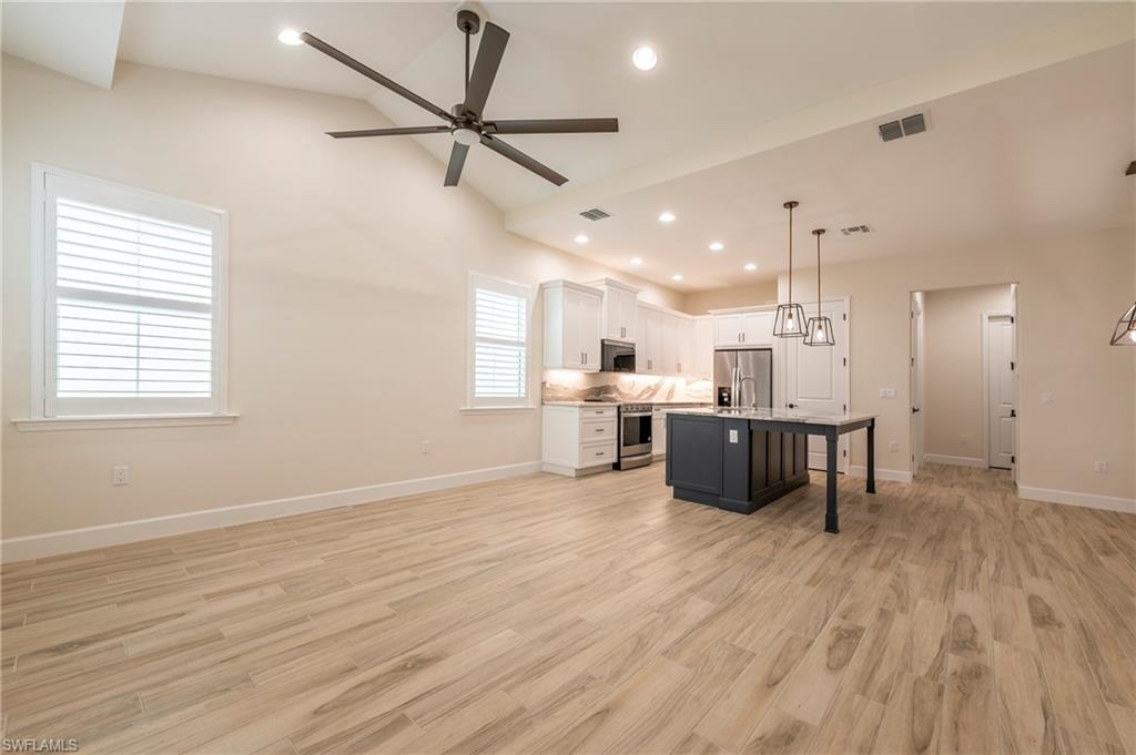 6988 Saona CT Property Photo 1