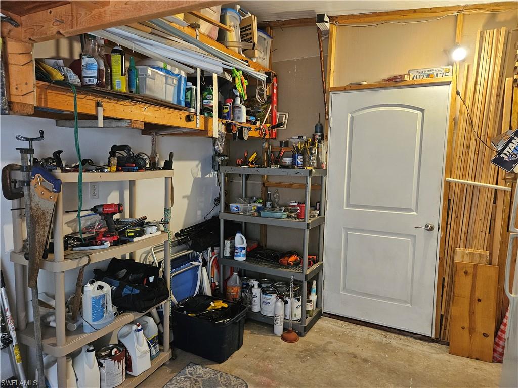 14 Peridot Ave Property Photo 22