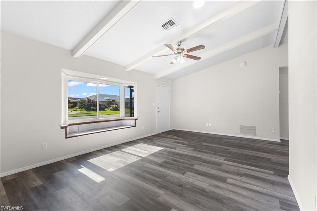 5851 Lincoln Rd Property Photo 7