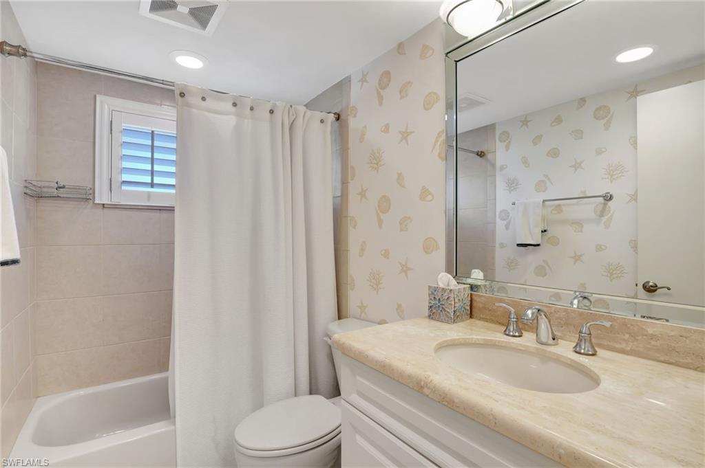 1818 Kings Lake Blvd # 103 Property Photo 24