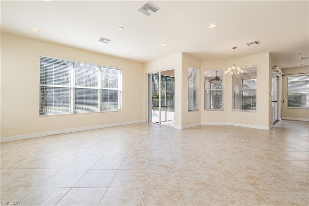 10188 Mimosa Silk Dr Property Photo 3