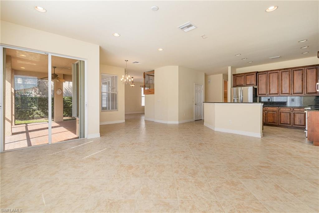 10188 Mimosa Silk Dr Property Photo 11