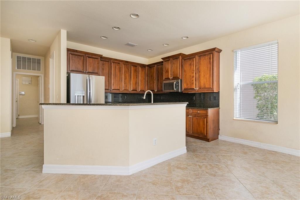 10188 Mimosa Silk Dr Property Photo 12