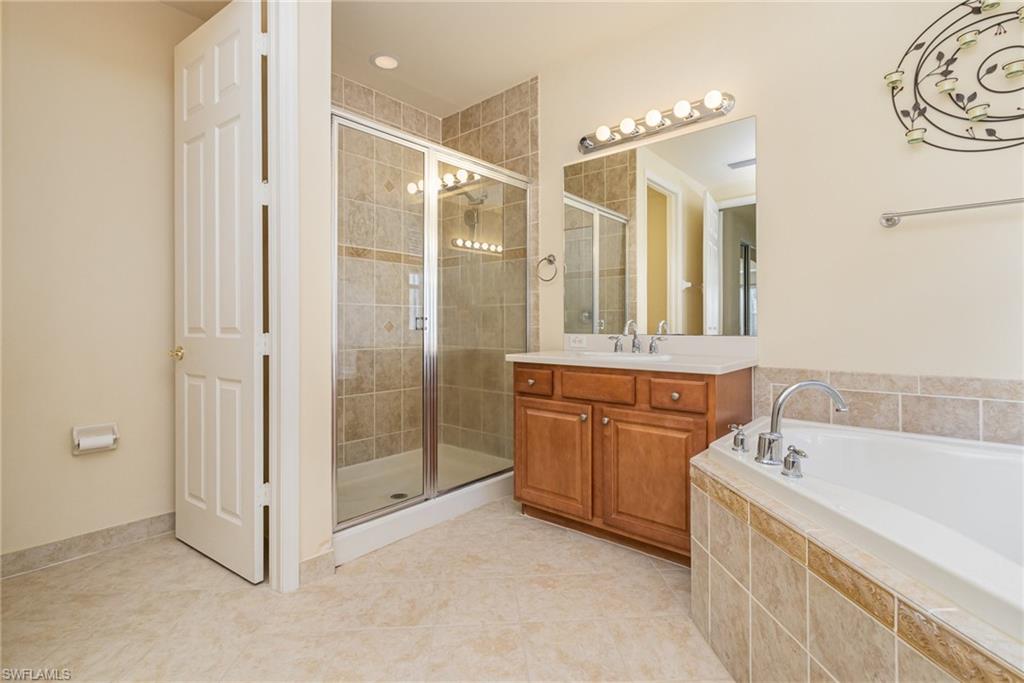 10188 Mimosa Silk Dr Property Photo 24