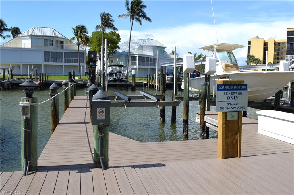 4341 Bay Beach Ln Property Photo 1