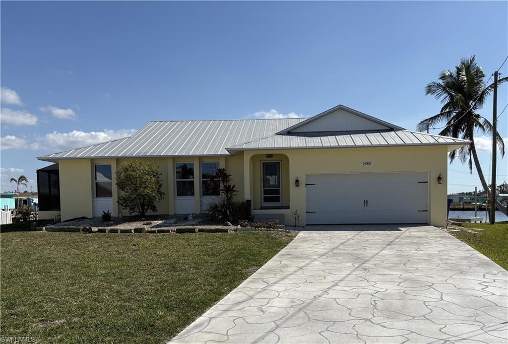 2480 Bayshore Dr Property Photo