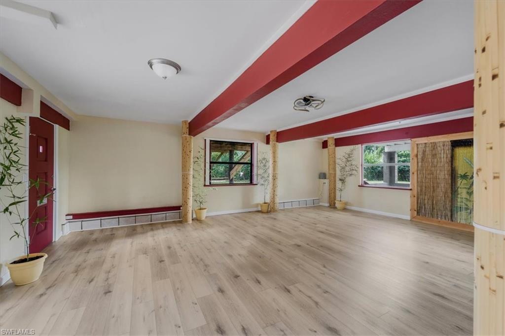10925 Russell Rd Property Photo 33