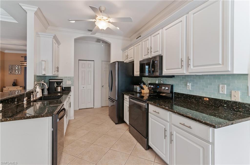 3403 13th St W Property Photo 6