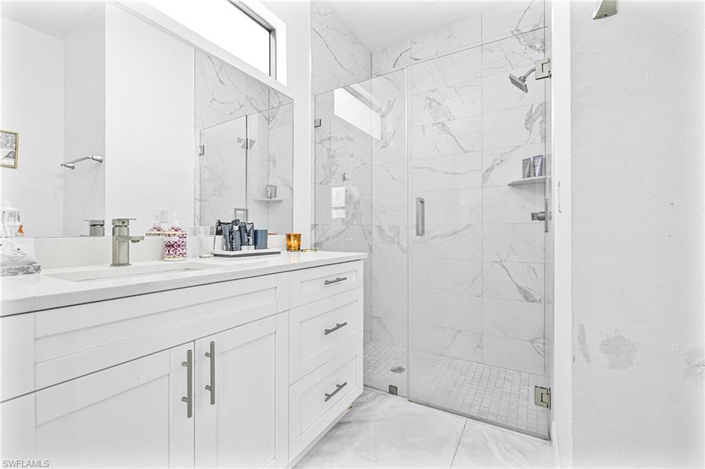 2810 Diplomat Pkwy W Property Photo 7
