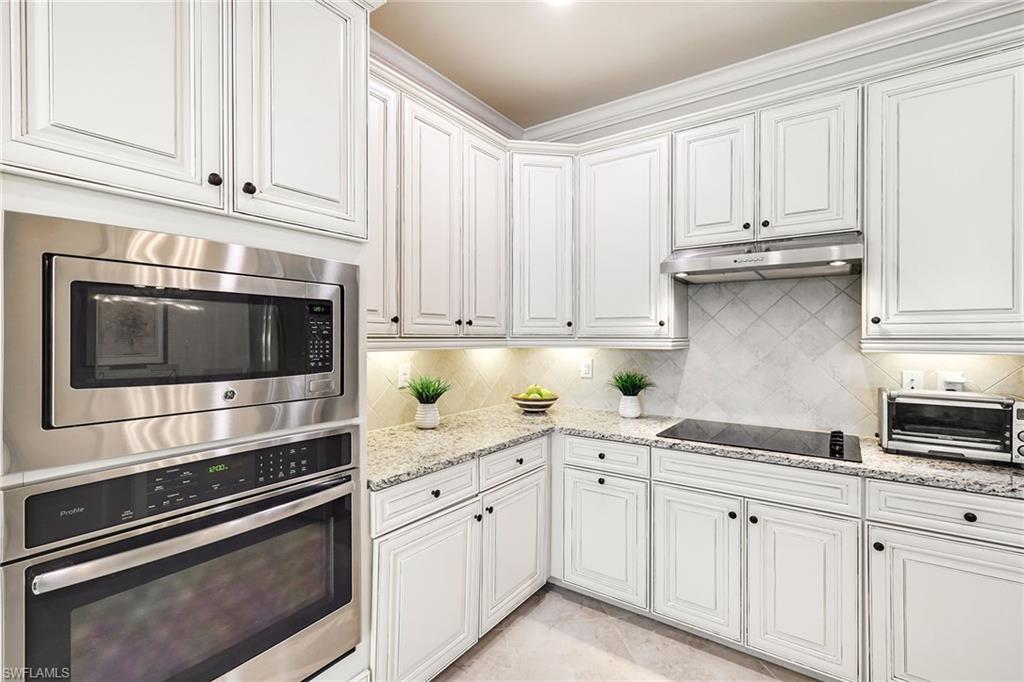 28131 Edenderry Ct Property Photo 15