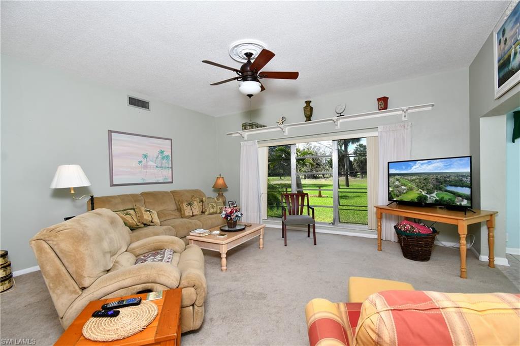 8 Park Lane Cir Property Photo 9