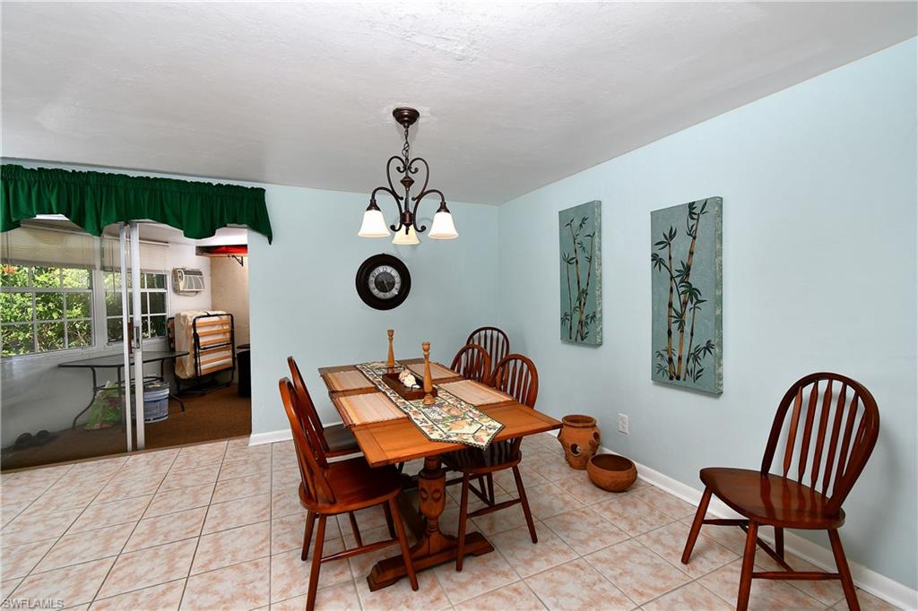 8 Park Lane Cir Property Photo 10