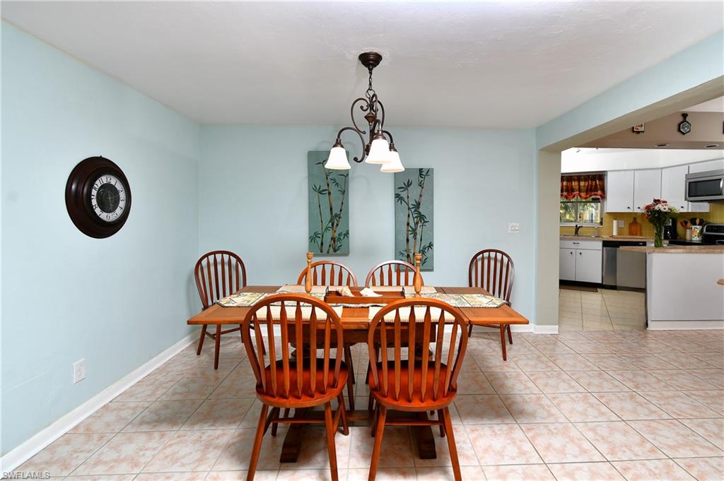8 Park Lane Cir Property Photo 11