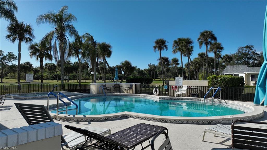 8 Park Lane Cir Property Photo 32