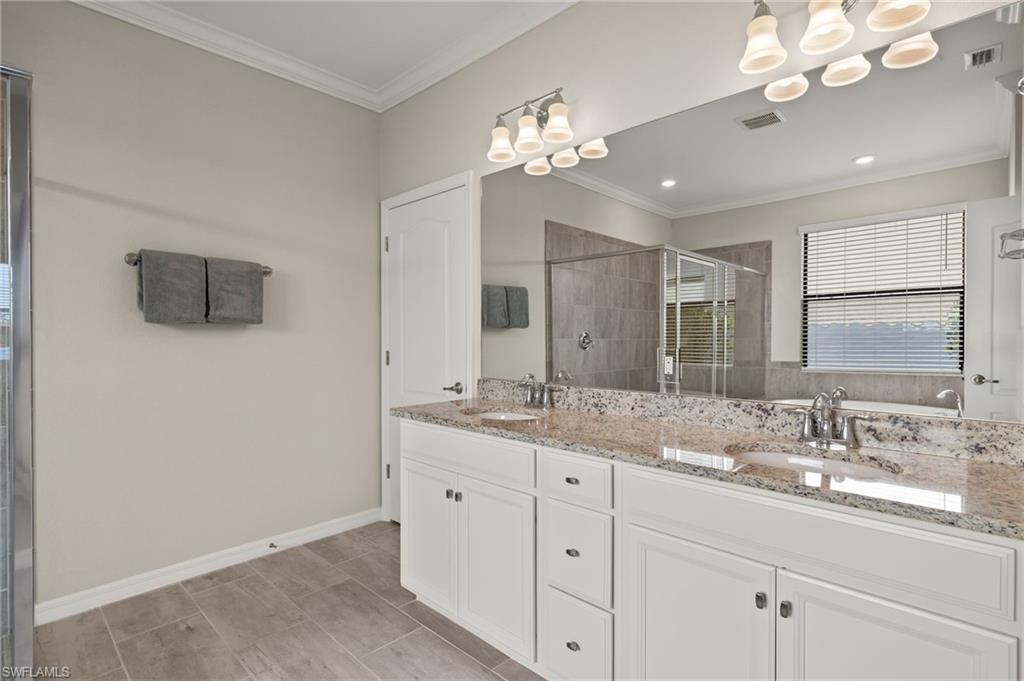1606 Santiago Cir Property Photo 19