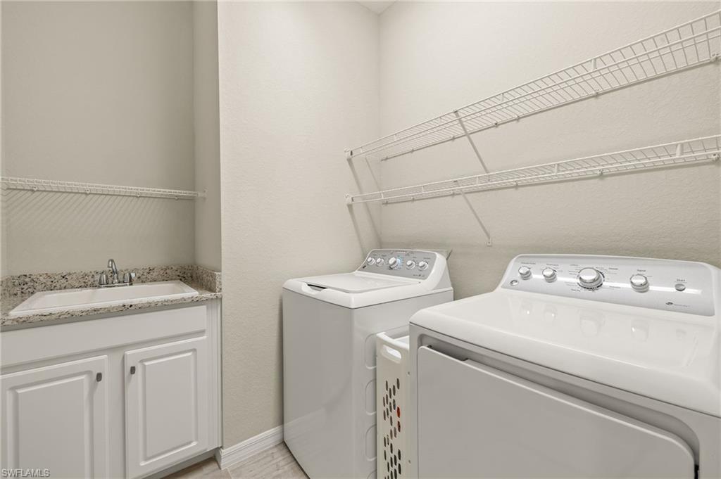 1606 Santiago Cir Property Photo 25