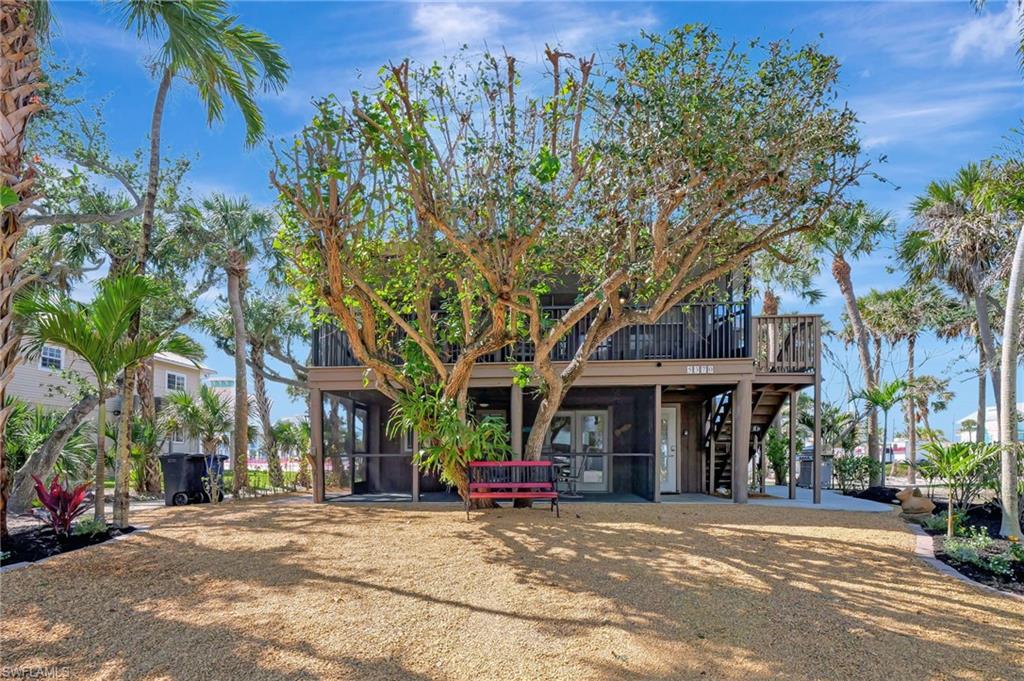 5370/5372 Palmetto St Property Photo 4