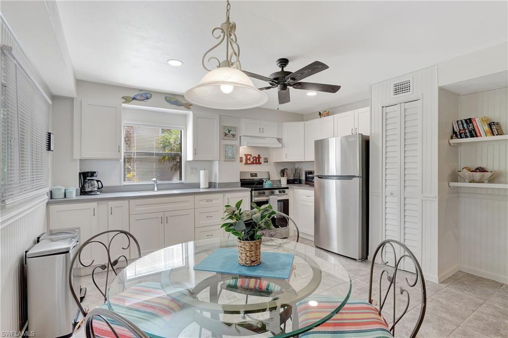 5370/5372 Palmetto St Property Photo 6