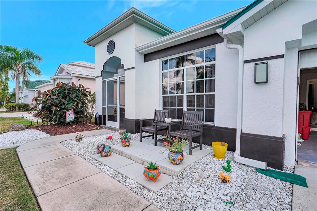 1741 Emerald Cove Cir Property Photo 2