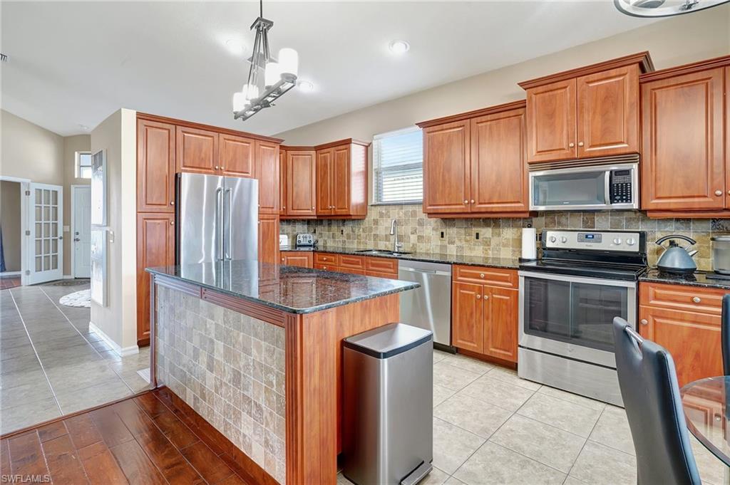 1741 Emerald Cove Cir Property Photo 17