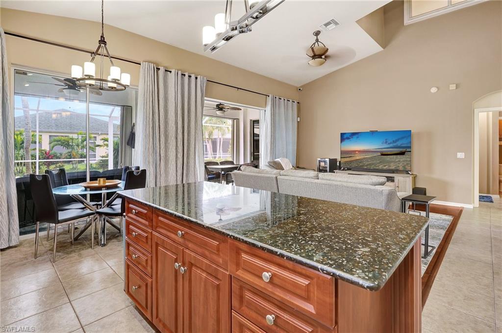 1741 Emerald Cove Cir Property Photo 19