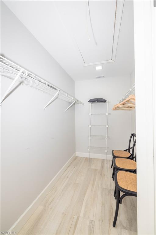 1295 Riverhead Ave Property Photo 25