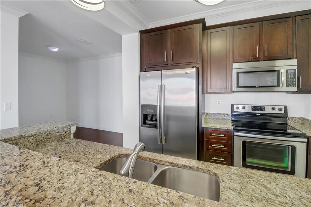 23191 Fashion Dr # 8210 Property Photo 1