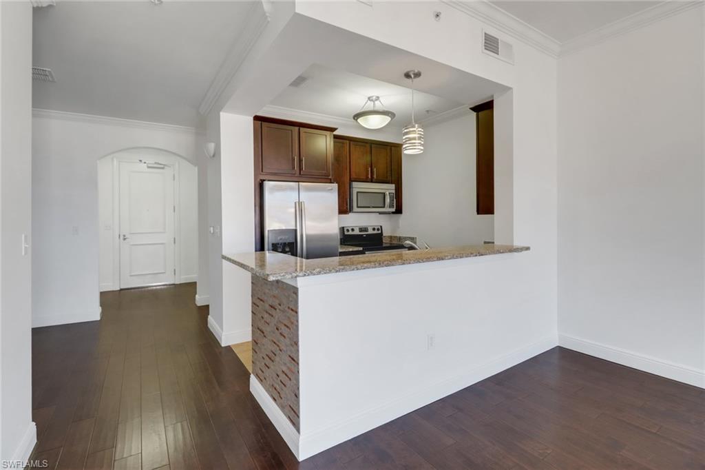 23191 Fashion Dr # 8210 Property Photo 2
