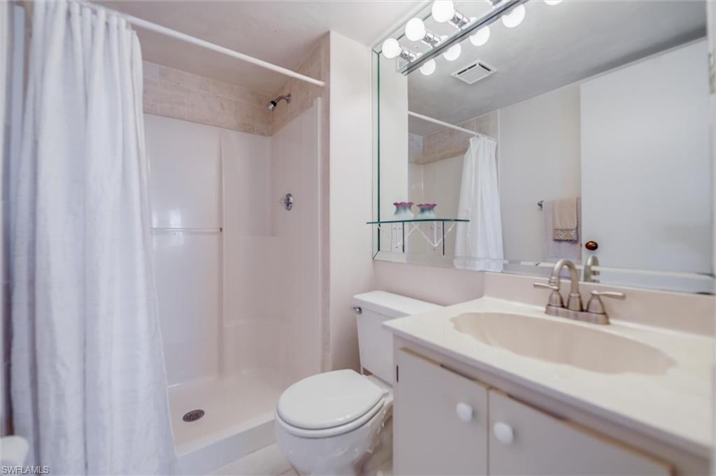 6897 Estero Blvd # 125 Property Photo 10