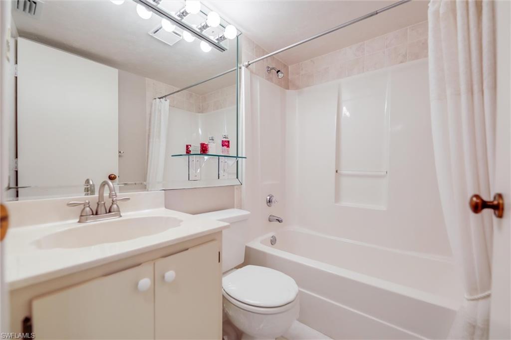 6897 Estero Blvd # 125 Property Photo 14