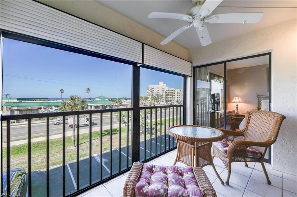 6897 Estero Blvd # 125 Property Photo 16